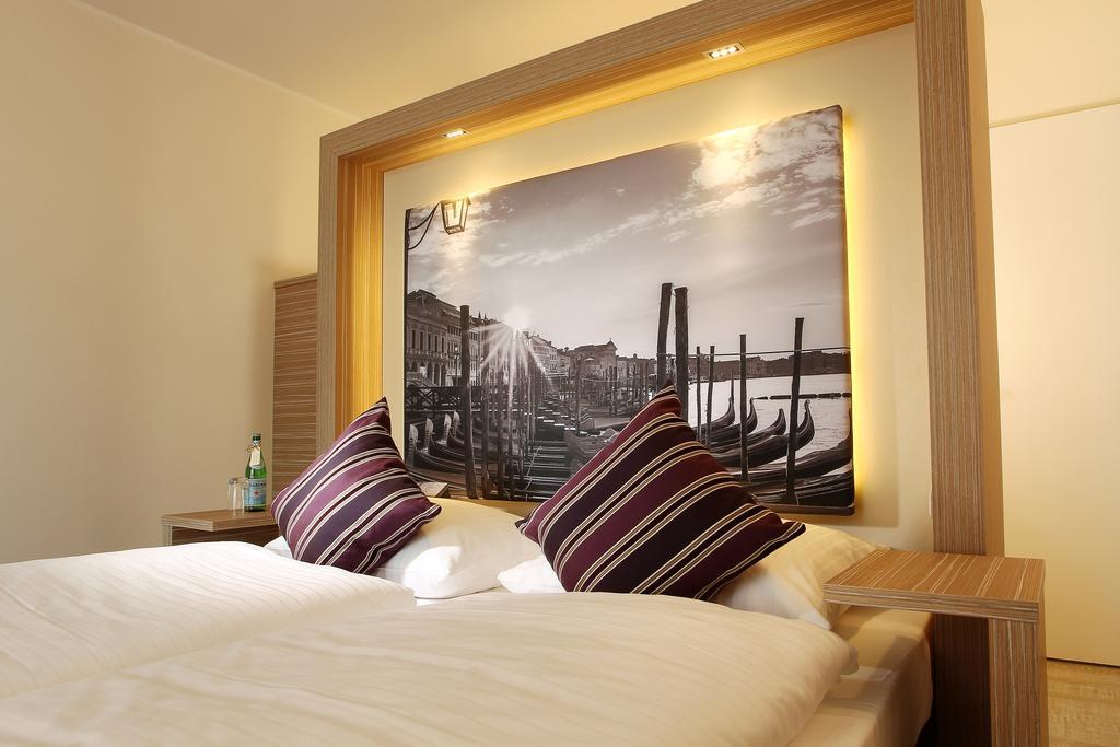 Arkadenhaus - Hotel Freiherr Von Schwarzenberg Papenburg Habitación foto